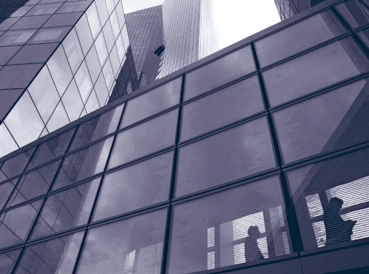 Expert glass companies Denver Co for residential glass services