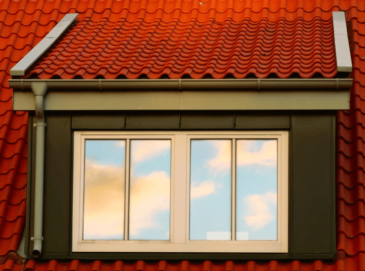 Residential skylight improving home interior lighting