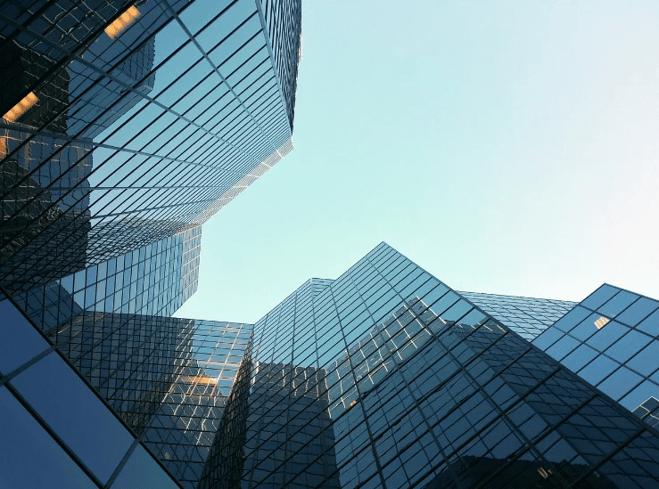 Glass Companies Denver Co providing professional glass installation