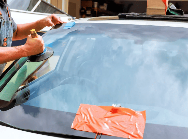 Trusted Auto Glass Denver CO for windshield and window replacement