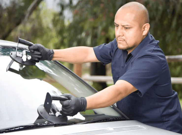 Expert Auto Glass Colorado Springs for damaged vehicle glass